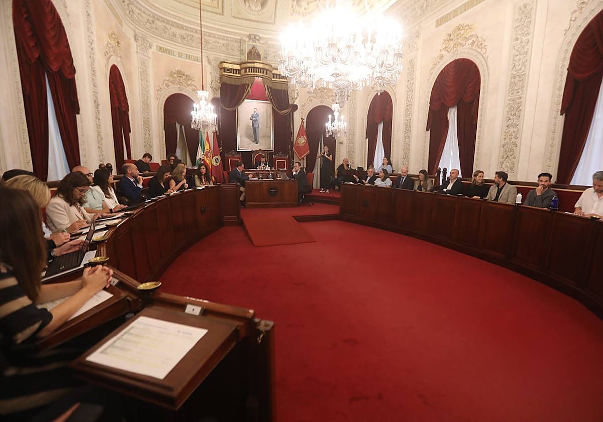 Pleno del Ayuntamiento de Cádiz
