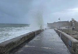 Aemet activa la alerta naranja en Cádiz este miércoles: estas son las horas en las que más va a llover