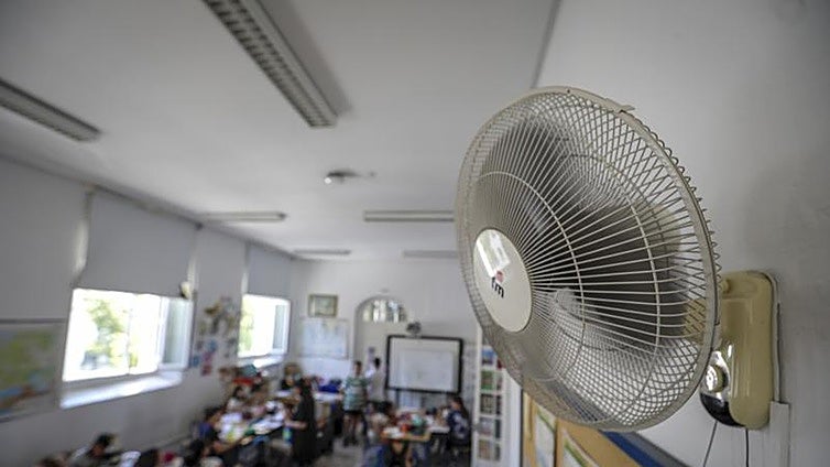 Ocho millones para mejorar la climatización en 505 centros educativos en la provincia de Cádiz