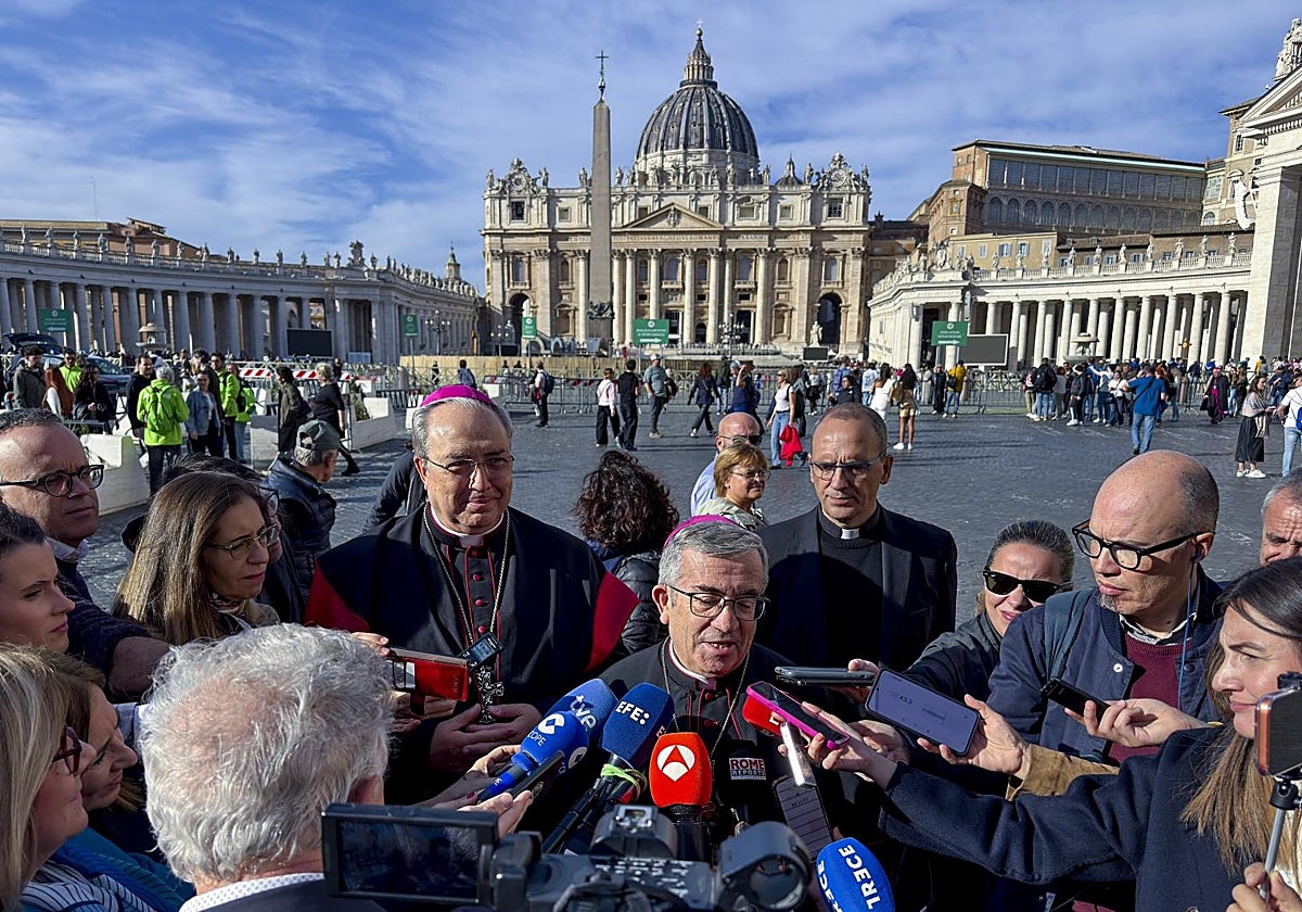Argüello, tras la reunión con el Papa León XIV: «La renuncia de Zornoza quizás pudiera ser aceptada próximamente»