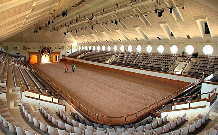 Imagen principal - Imágenes de la Real Escuela Andaluza del Arte Ecuestre jerez.