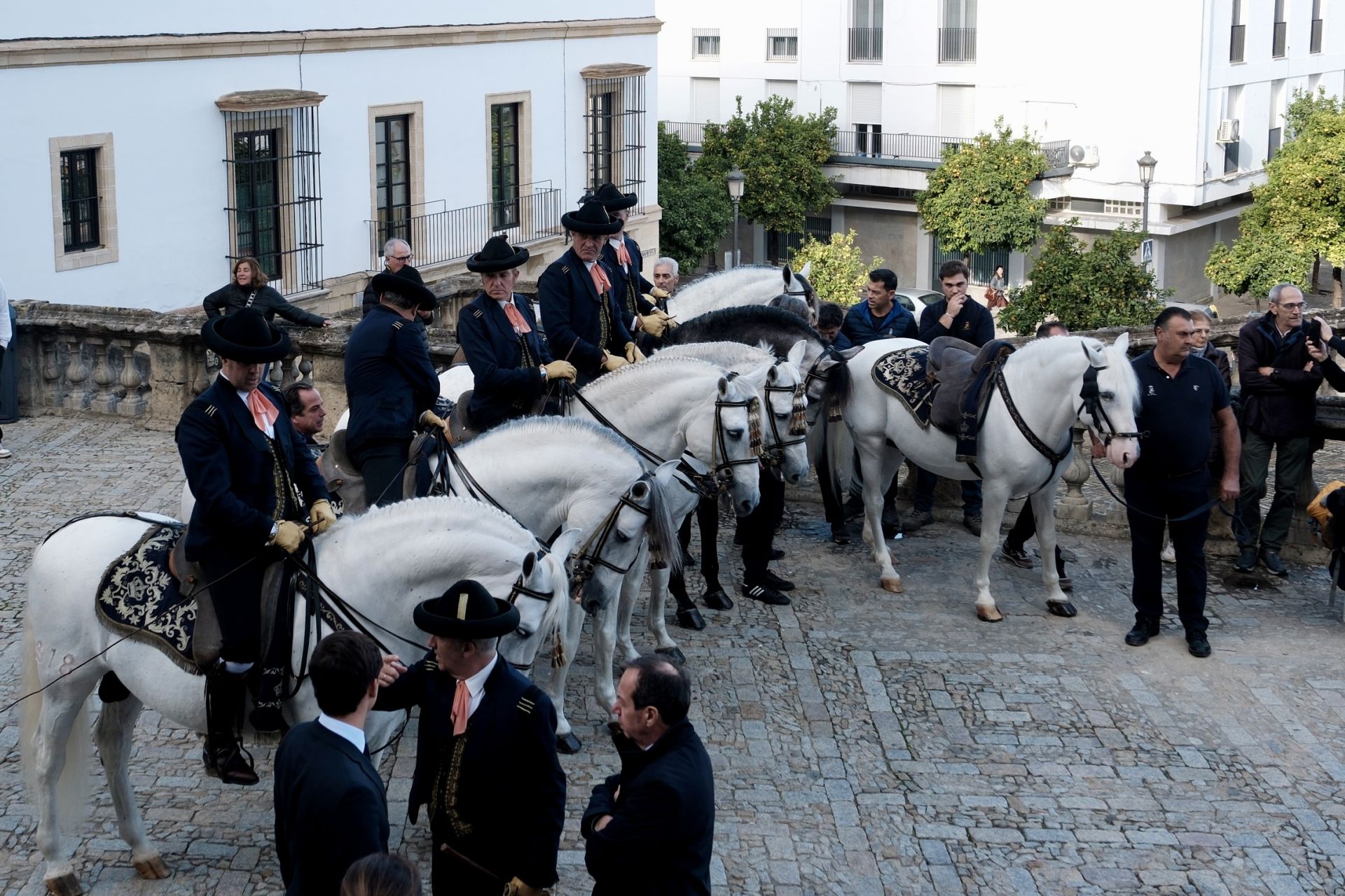 Fotos: Emotiva despedida a Álvaro Domecq Romero en la Catedral de Jerez