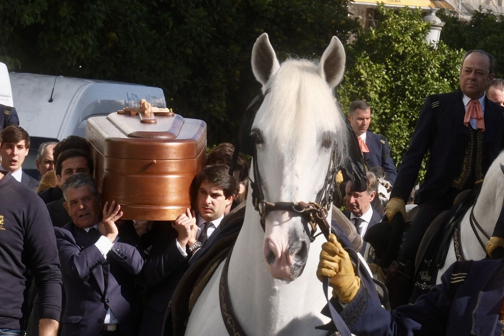 Fotos: Emotiva despedida a Álvaro Domecq Romero en la Catedral de Jerez