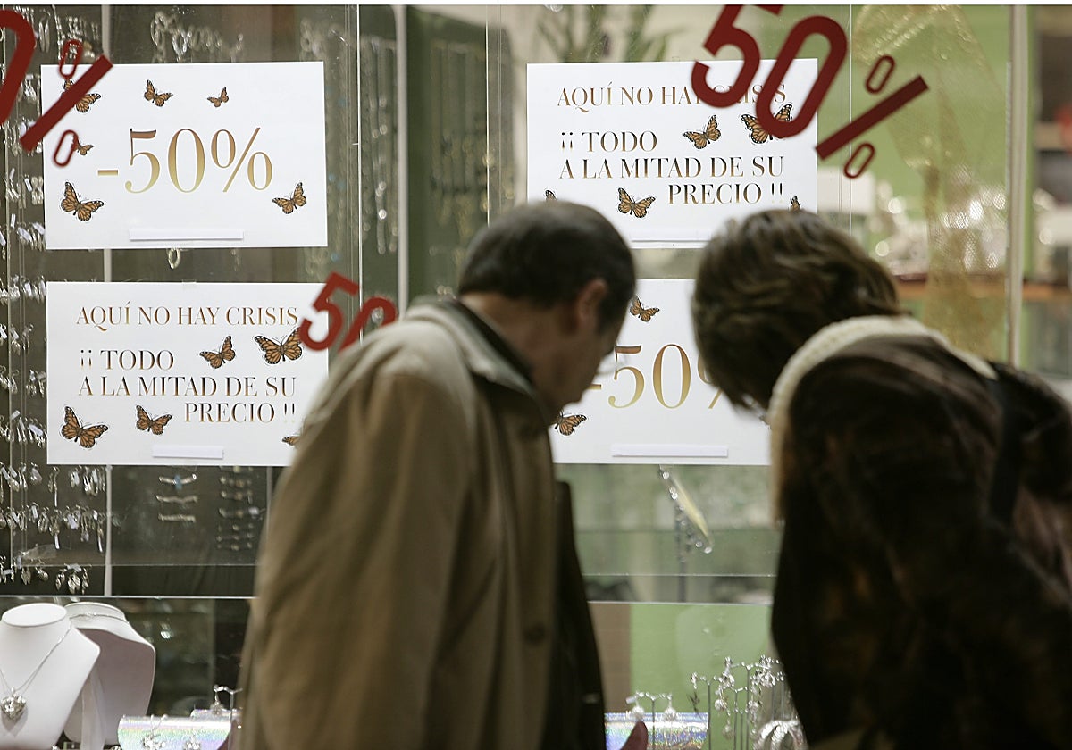 Los ajustes en las economías domésticas guardan relación con la bajada de las contrataciones en Navidad