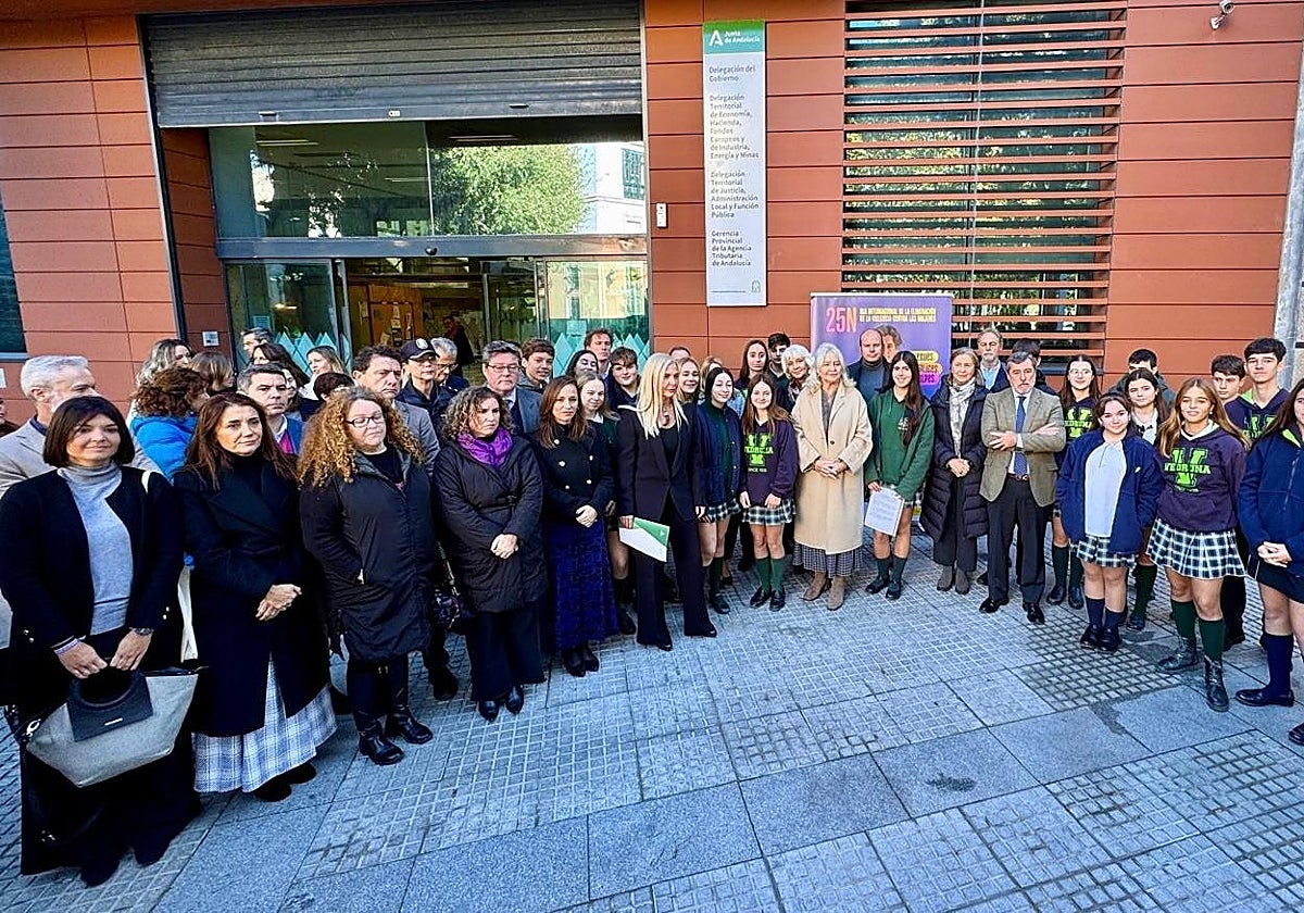 «No niegues, no normalices, no disculpes»: Un 25-N que llama a frenar toda violencia contra las mujeres