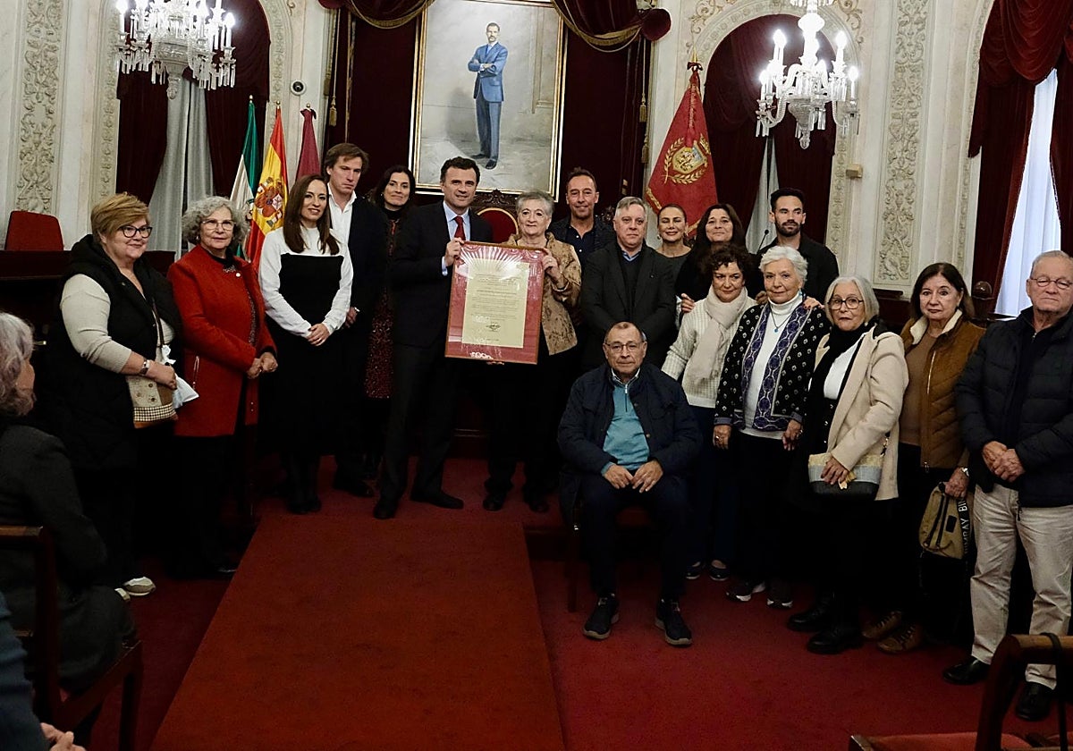 Reconocen la labor de la Asociación de Enfermos y Familiares de Parkinson de Cádiz.