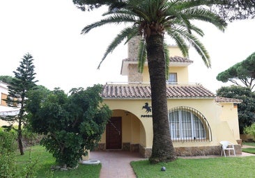 La Policía Nacional precintó la casa en la que se encontró el cadáver de la mujer