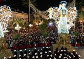 Encendido del alumbrado de Navidad de Cádiz: cuándo y a qué hora se encienden las luces