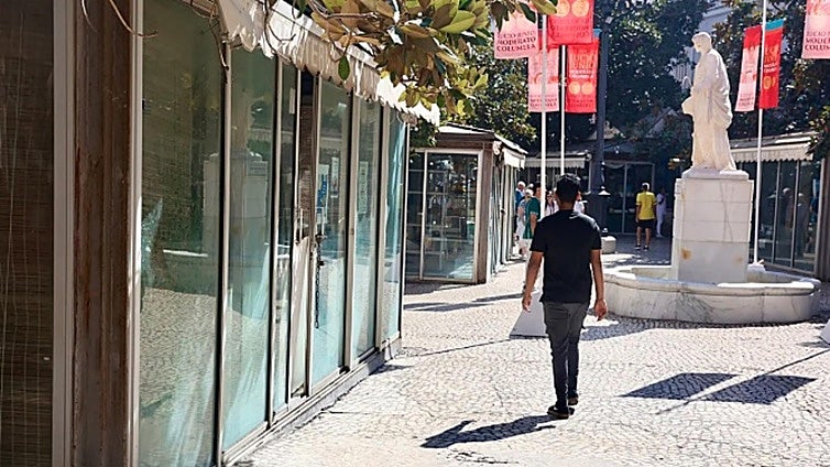 El declive de la Plaza de las Flores llega al Pleno en Cádiz: se busca fórmula para recuperarla