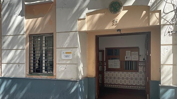 Unanimidad  para garantizar un nuevo local a los pensionistas de La Viña de Cádiz