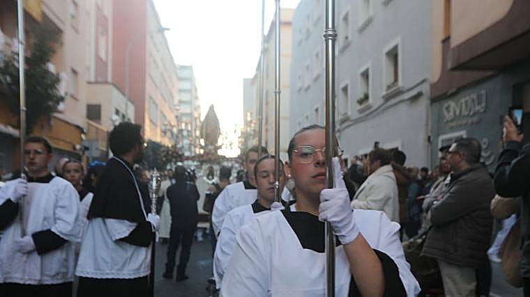 La Milagrosa realiza una salida procesional histórica