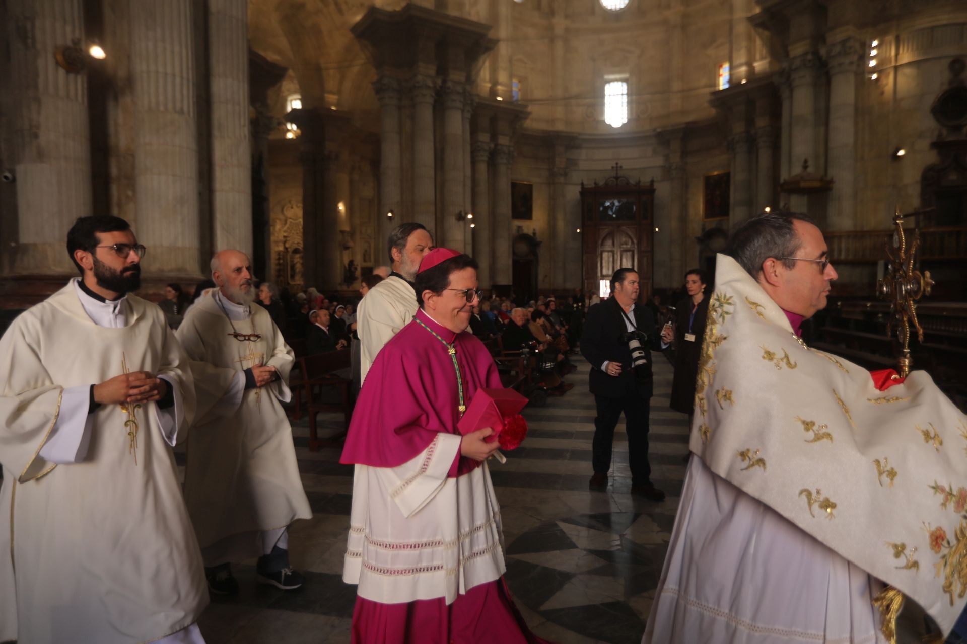Fotos: Misa de presentación en Cádiz del administrador apostólico
