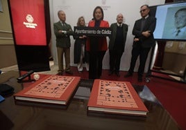 Un viaje emocional al Cádiz que se dibujó antes de construirse