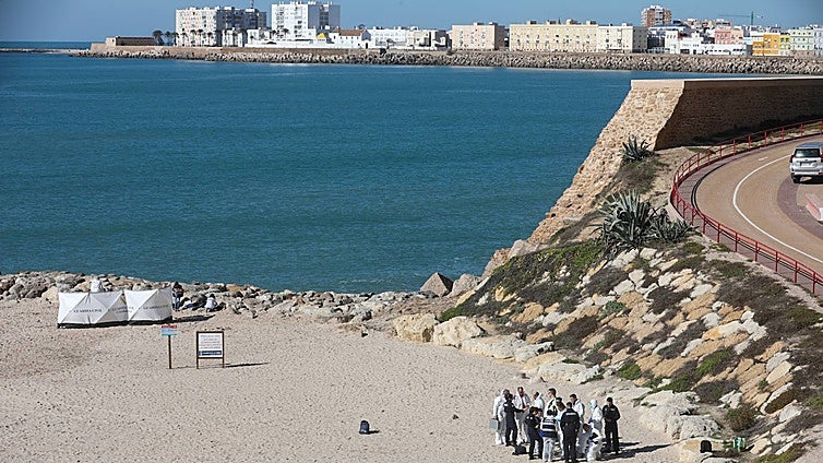 Francisco Manuel Alonso, profesor de Geografía, sobre el riesgo de tsunami en Cádiz: «Va a volver a pasar y, por tanto, tenemos que defendernos»