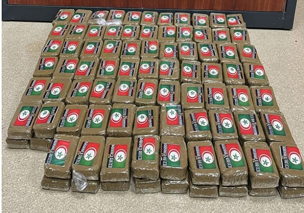 Tabletas de hachís incautadas en un control policial en la carretera de Algodonales