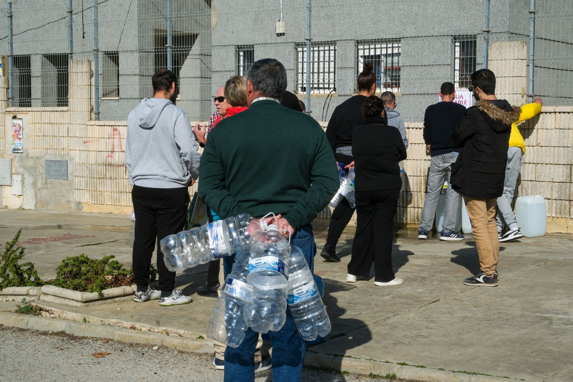 Fotos: Una avería deja a varias zonas de Puerto Real sin agua