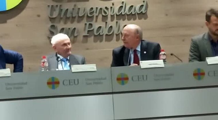 jaime rocha presenta su novela 'Alta Traición' en la universidad CEU San Pablo de Madrid