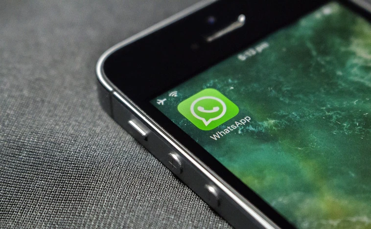 Tres novedades de WhatsApp: Modo invisible, audios transcritos en varios idiomas y móviles en los que dejará de funcionar desde este jueves