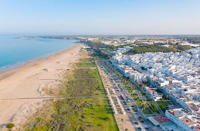 Los pueblos de Cádiz: guía de viaje de los rincones más bonitos de la provincia gaditana