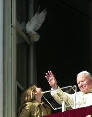 El Papa reveló los nombres de los siete nuevos cardenales que nombrará. AP