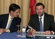 El viceministro Rajoy, con el secretario de estado para la inmigración Fernández-Miranda, Efe