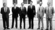 El primer gobierno de Aznar en Castilla y León. De izquierda a derecha, Pérez Villar, Lucas, Aznar, Posada, De la Riva y Zamácola. EFE