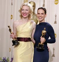 Hilary Swank y Cate Blanchett, se llevaron los Oscar