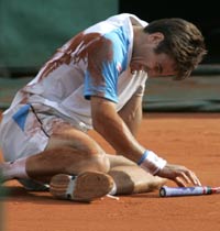 Davydenko vence a Robredo