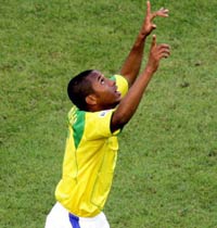 El Santos se resiste a dejar escapar a Robinho
