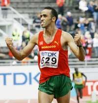 El marroquí Jaouad Gharib revalida su título en la Maratón y Julio Rey termina octavo