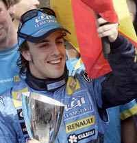 Fernando Alonso se acerca al título