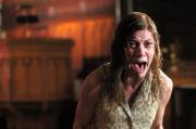 Jennifer Carpenter realiza una magnífica y convicente construcción de su personaje Emily Rose