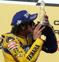 Rossi vuelve a lo más alto