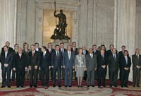 Zapatero se refiere al atentado de Barajas como un «trágico accidente»