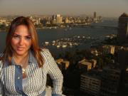 ABC. Kathleen Martínez fotografiada en la terraza de la Torre Cleopatra -casualmente- del hotel Sheraton de El Cairo