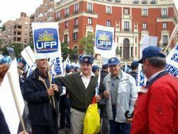 Miles de policías y guardias responden a Interior con una protesta sin precedentes