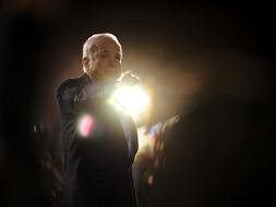 El candidato John McCain, en un acto electoral. /Afp