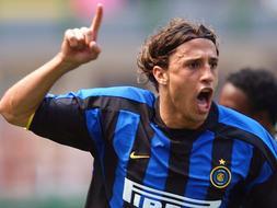 Hernán Crespo se perfila como sustituto de Van Nistelrooy en el Real Madrid