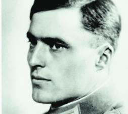 Anna Wintour, de árbitro de la elegancia a líder en la lista de las peor vestidas