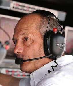 Ron Dennis dejará de ser el patrón  de McLaren en marzo