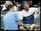 Nadal es atendido por el médico durante la final de Rotterdam