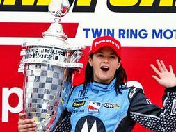 La nueva escudería USF1 piensa en Danica Patrick como piloto