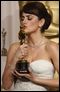 Penélope Cruz, sobre su Óscar: «Tardé cinco minutos en mirarle la cara»