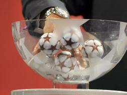 Doble duelo francés-ucranio y rivales difíciles para Hamburgo y Bremen