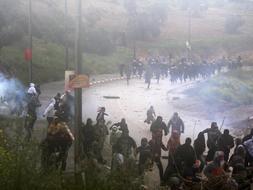 Varios policías y manifestantes han resultado heridos en los enfrentamientos registrados durante una marcha de ultraderecha en un pueblo árabe en el norte de Israel. / Ap