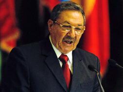 Raúl Castro destituye a otros dos altos cargos del Gobierno