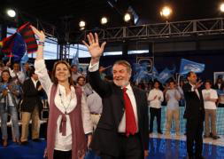 Mayor Oreja pide votar al PP para que Cataluña sea vanguardia de la UE