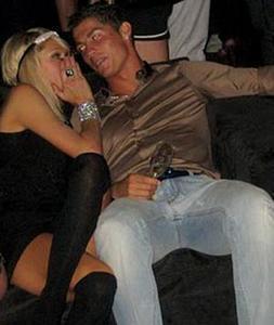 Cristiano Ronaldo, «demasiado mariquita» para Paris Hilton