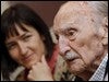 La ministra de Cultura, Ángeles González Sinde, y Francisco Ayala /EFE