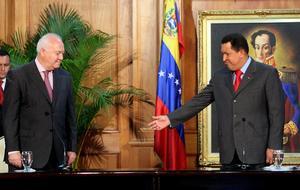 Guiño de Hugo Chávez al Rey: «Siempre esperamos su visita»